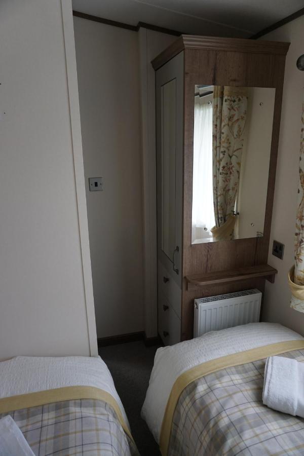 Dotty'S Retreat Villa Milford on Sea Exterior photo