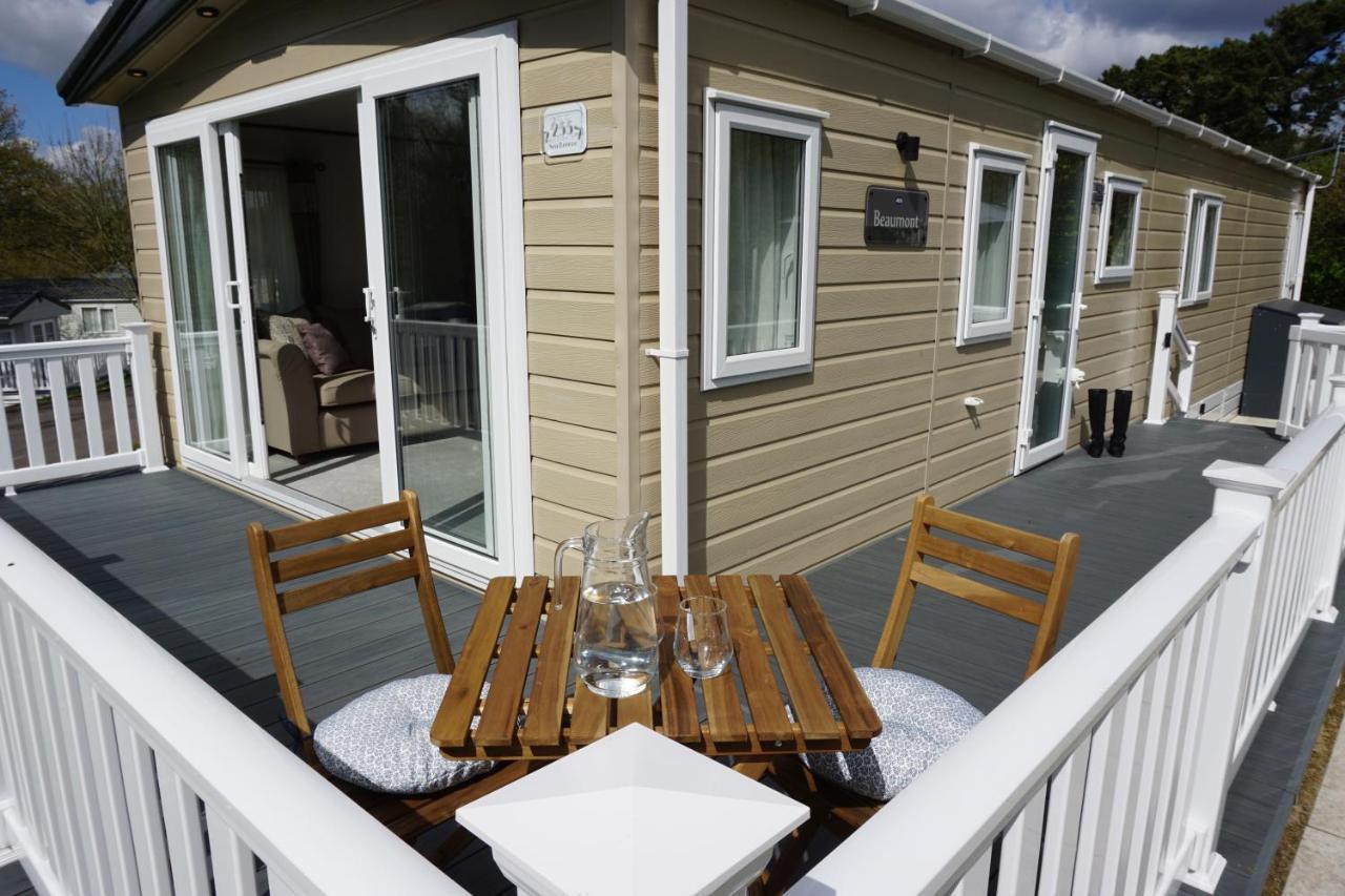 Dotty'S Retreat Villa Milford on Sea Exterior photo