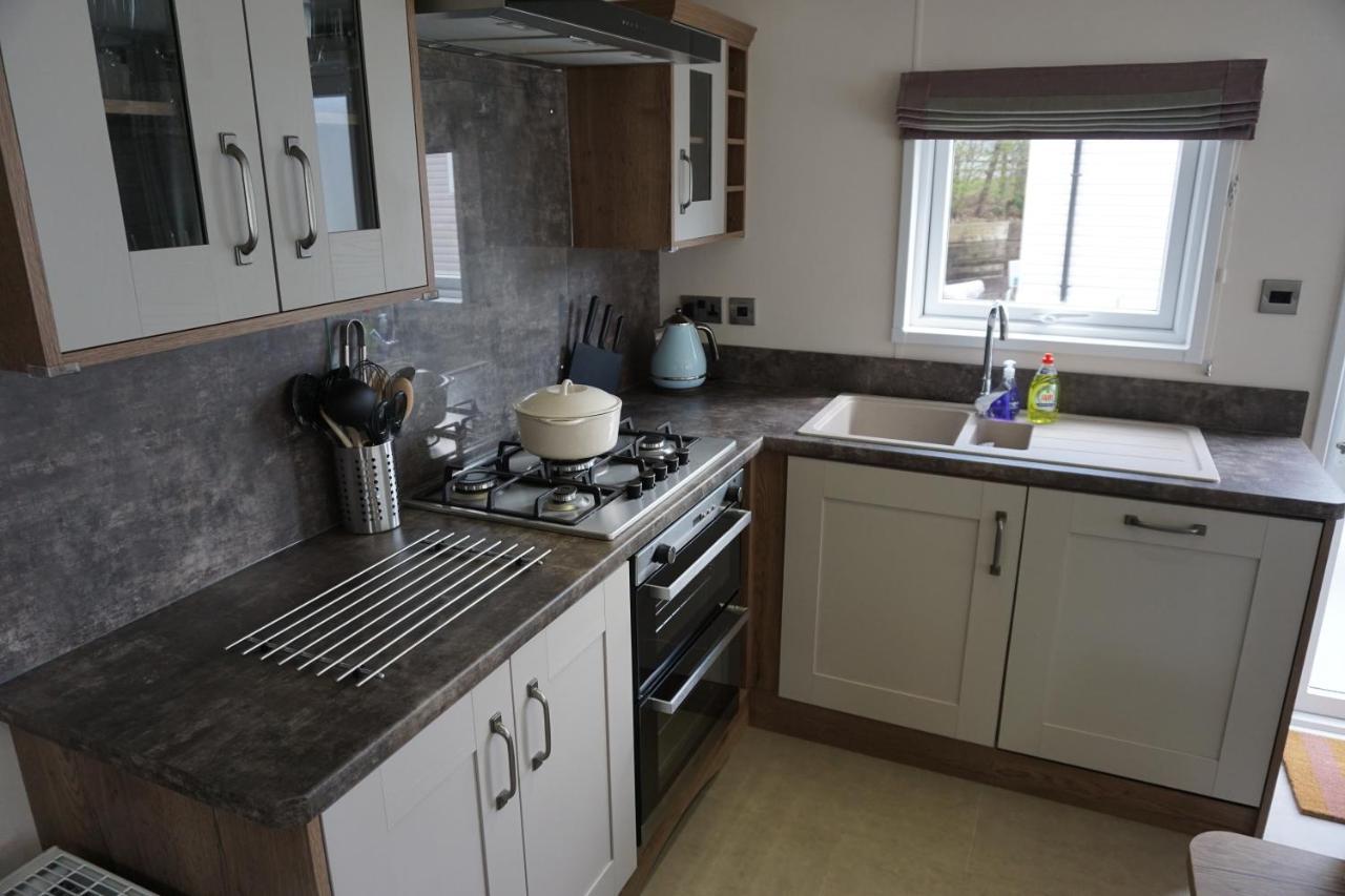 Dotty'S Retreat Villa Milford on Sea Exterior photo